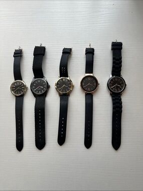 5-Piece Mixed Watch Bundle – Unisex Men & Women’s Minimalist Styles All Working